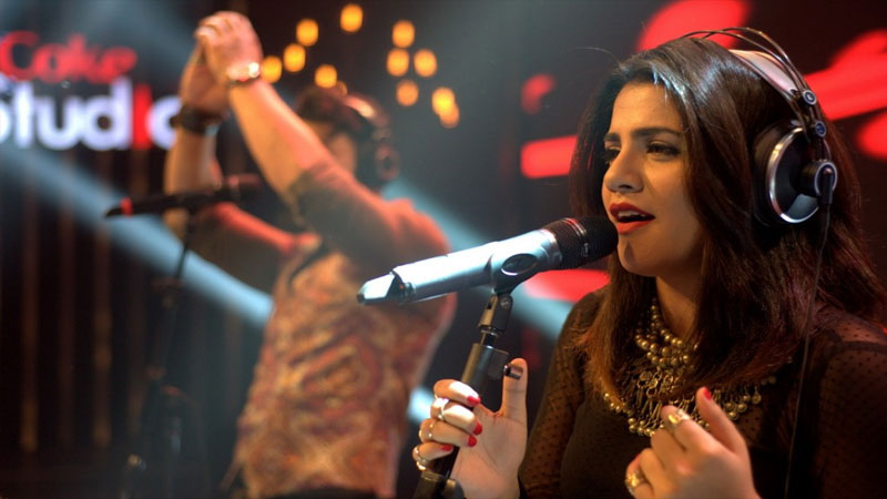 Shae Gill and Evdeki Saat Join Forces for Coke Studio's "One Love"