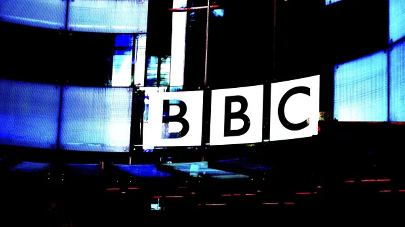 Jeremy Vine Urges Unnamed BBC Presenter to Come Forward in Controversy