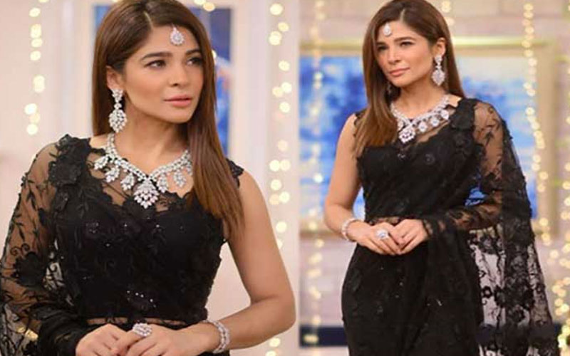 Ayesha Omar Chooses to Depart from Pakistan Permanently