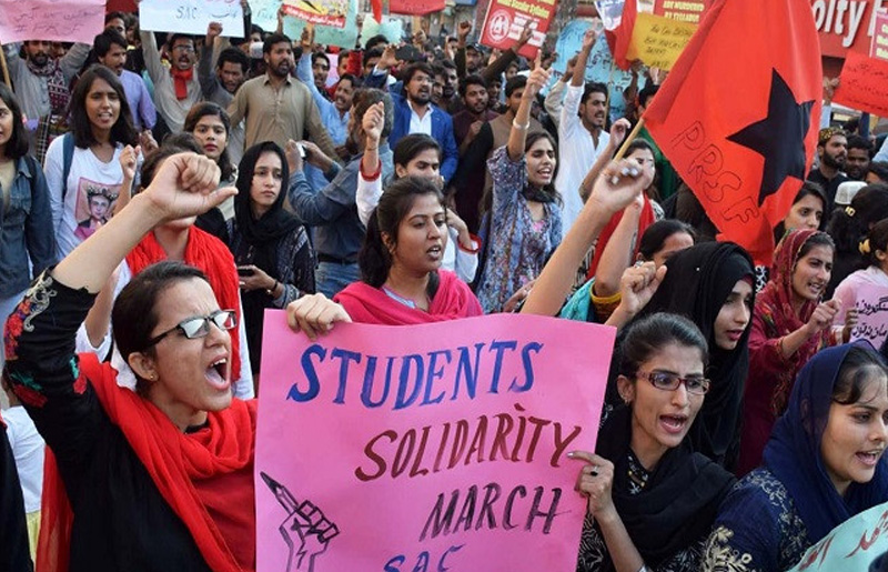 Federal Educational Institutions Permit Student Unions
