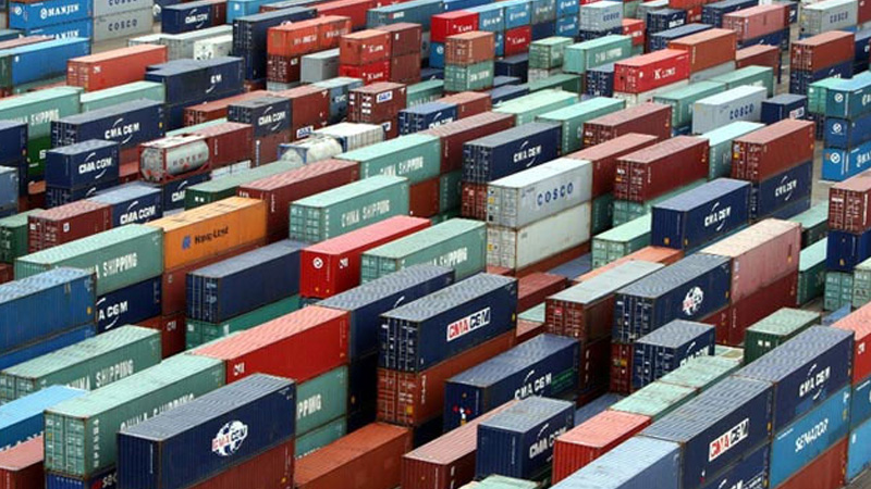 Pakistan's Trade Deficit Drops by 34% in FY24 H1