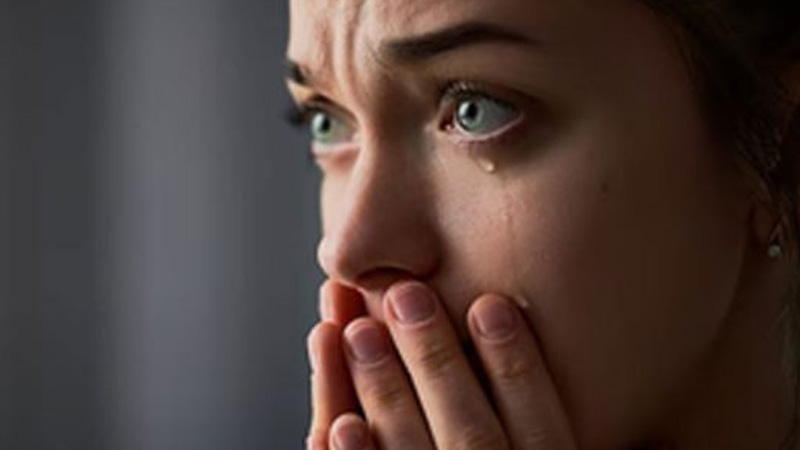 Research Indicates that the Smell of Women's Tears Can Decrease Men's Hostility